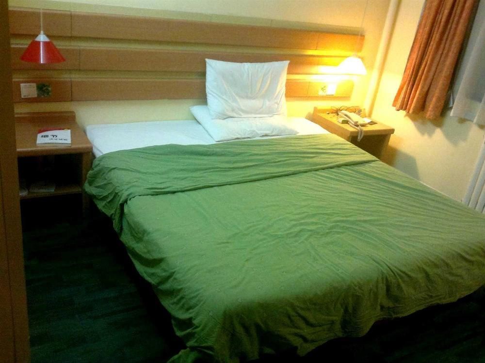Home Inn Changchun Dajing Road Ouya Outlets 外观 照片
