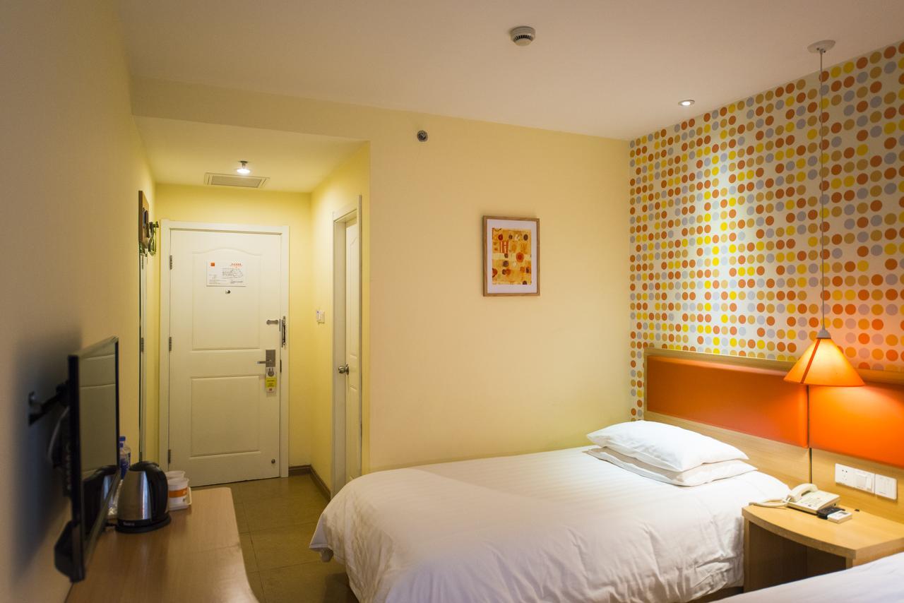 Home Inn Changchun Dajing Road Ouya Outlets 外观 照片
