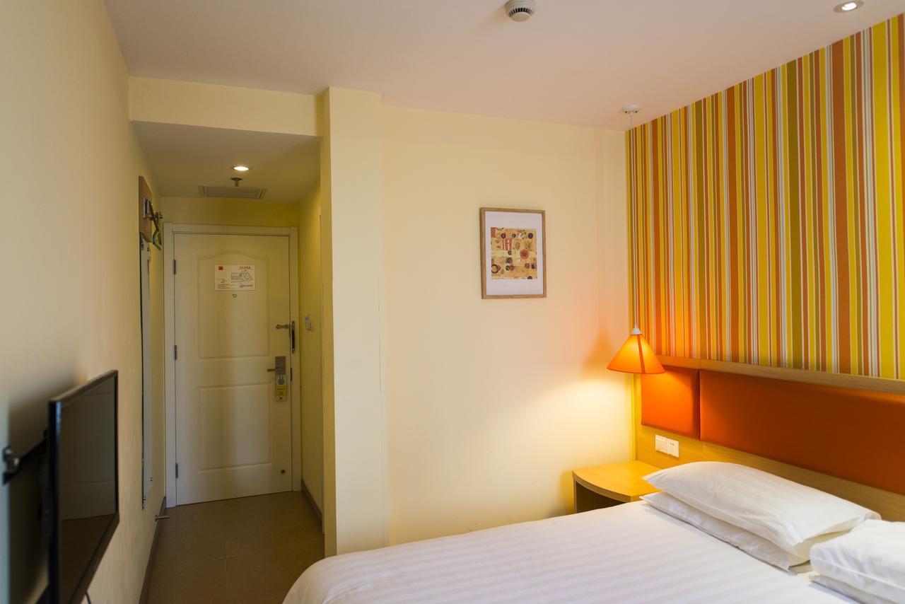 Home Inn Changchun Dajing Road Ouya Outlets 外观 照片